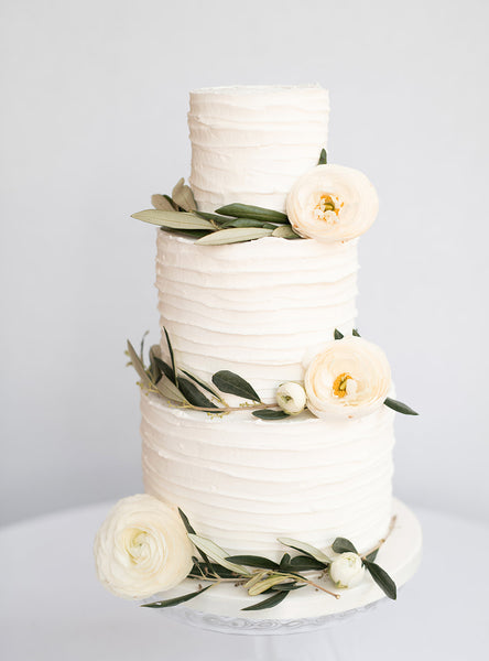 Rustic Iced Wedding Cake - 3 Tiers Serves 90-100