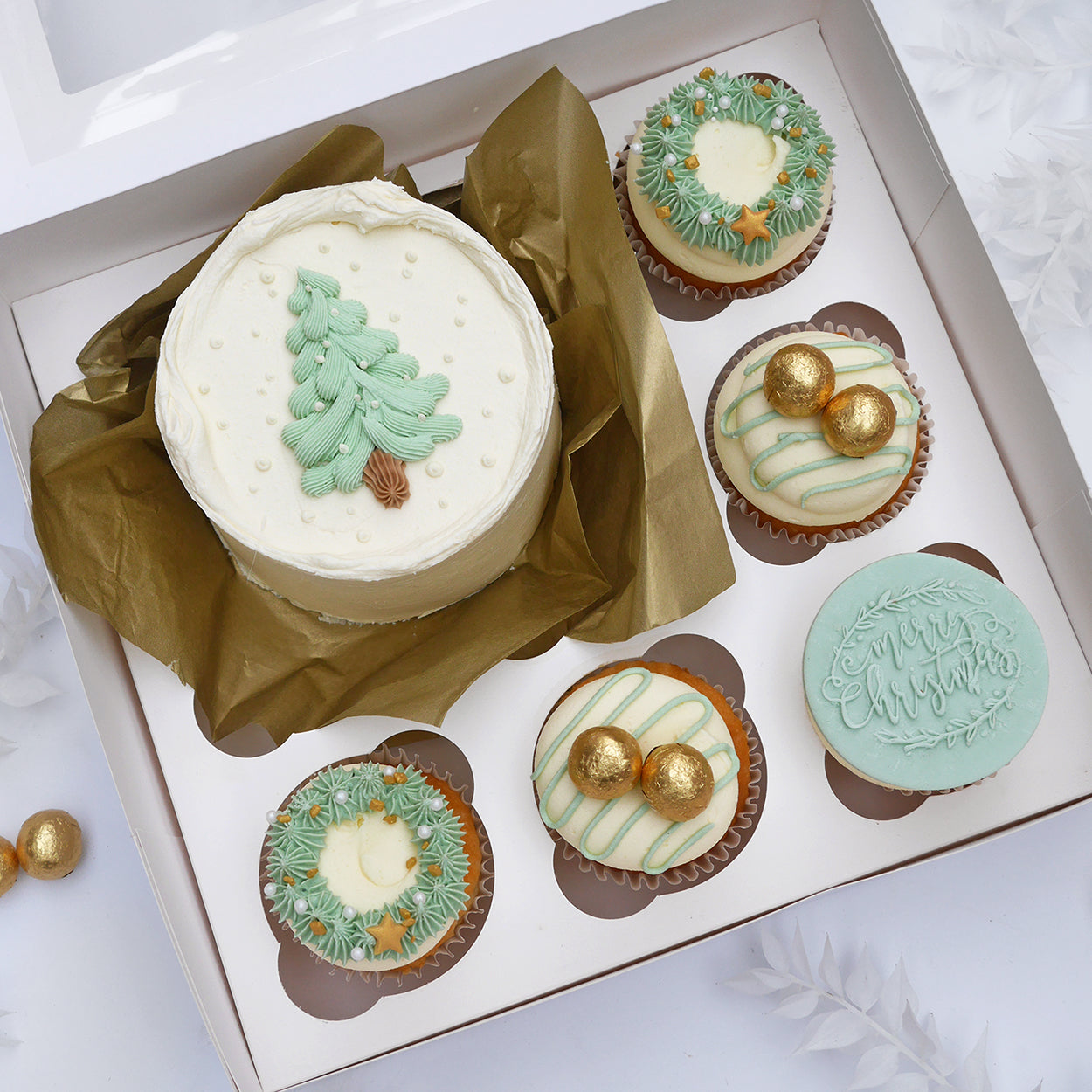 'All I Want For Christmas' - 'Bento Box' of Cake