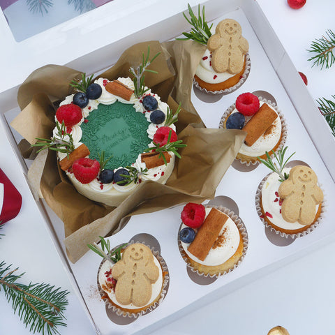 Festive 'Bento Box' of Cake