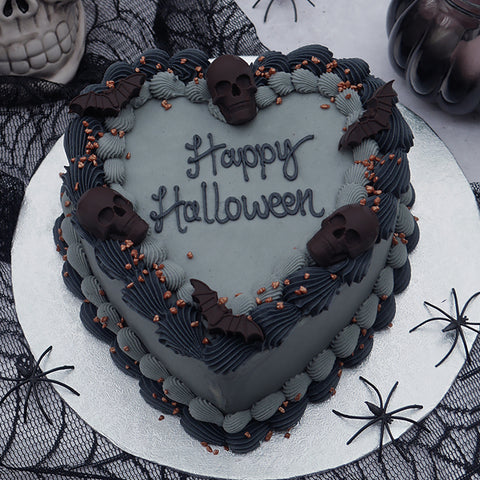 Boo-tiful Heart Cake in Black