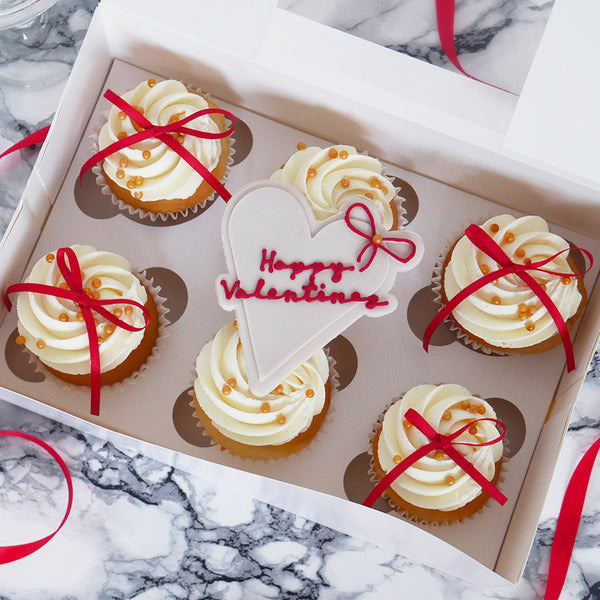 Happy Valentines bow cupcakes