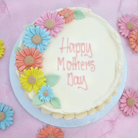 Mother's Day Daisy Cake