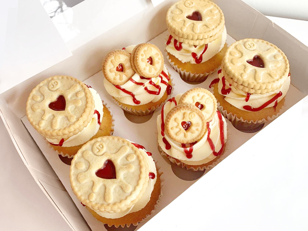 6 Eggless Jammie Dodger Cupcakes