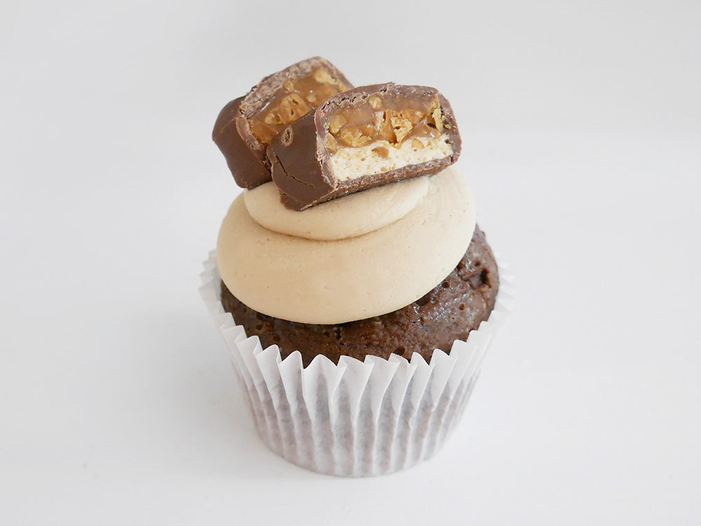 6 Snickers Cupcakes