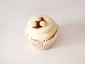 6 White Chocolate & Raspberry Cupcakes